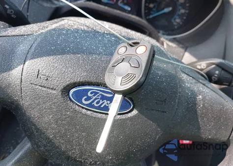 2013 Ford Focus S from USA, damaged, VIN 1FADP3E23DL122760